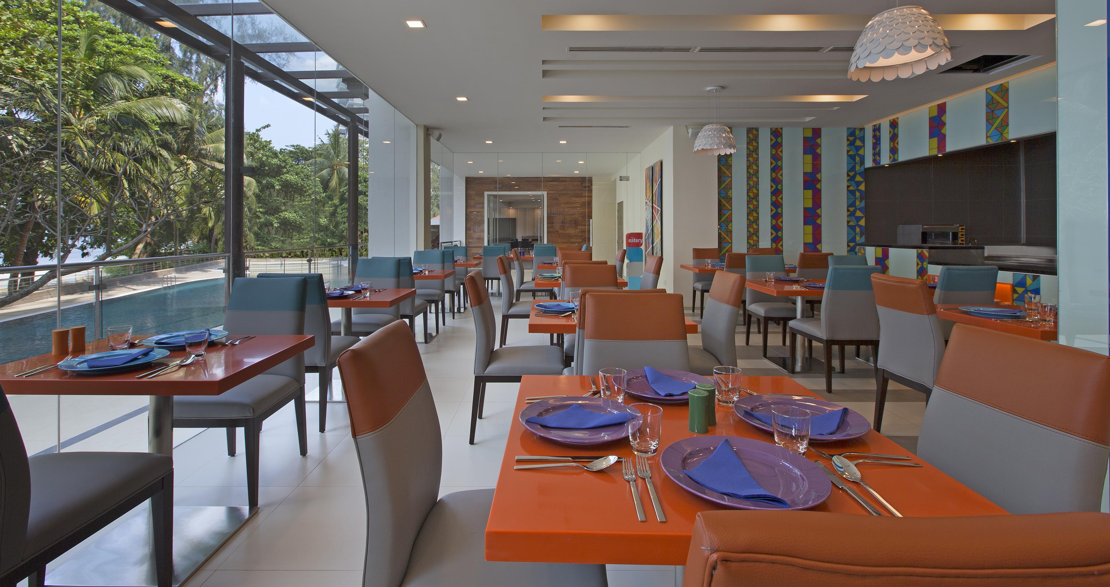 Mercure Penang Beach Tanjung Bungah  Exterior foto